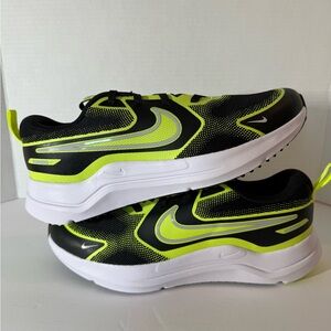 Nike Kids Black & Volt Athletic Sneakers